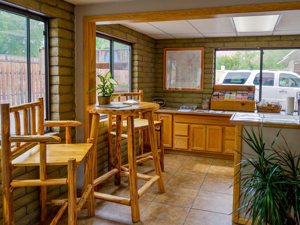 Rustic Inn Moab Ngoại thất bức ảnh